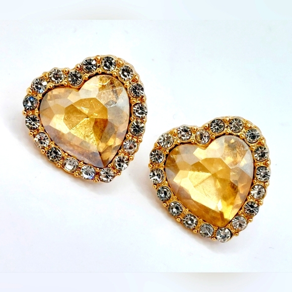 Topaz Heart‎ Shaped Stone Outlined In Faux Diamonds and Gold Colored Backings - Picture 1 of 4